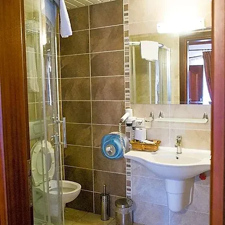 Hotel 3 Gates 4*